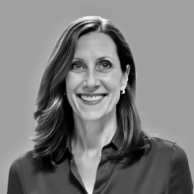 Jennifer Curtis, Senior Recruiter